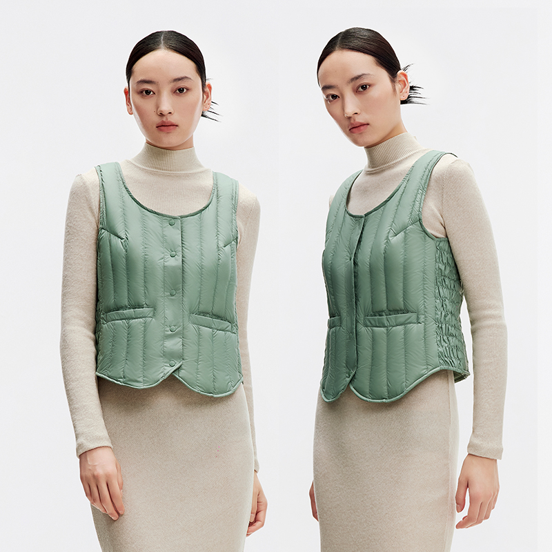 千仞岗羽绒弹力贴身轻薄马甲坎肩叠穿短款通勤修身纯色背心内搭女