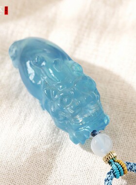 海蓝宝貔貅吊坠貔貅蓝水晶项链