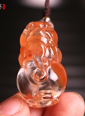 红兔毛水晶貔貅吊坠财富霸王皮丘