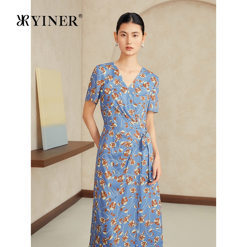 YINER音儿专选女装夏季优雅时尚印花扭结收腰V领桑蚕丝连衣裙