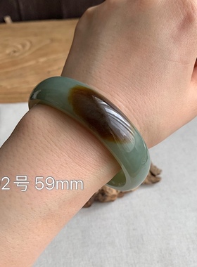 和田玉手镯新疆且末油糖料一口糖