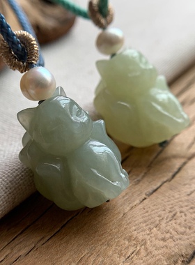 麟又 支持复检 和田玉新疆山料且末蓝调若羌黄口九尾狐挂坠吊坠6g