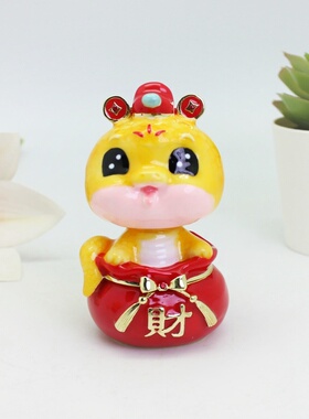 珐琅彩合金蛇摆件生肖蛇年吉祥物