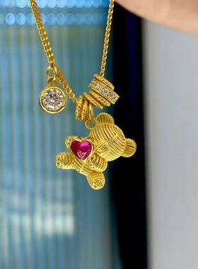 设计小熊女小众锁骨花丝项链爱心链精致轻奢气质立体独特可爱吊坠