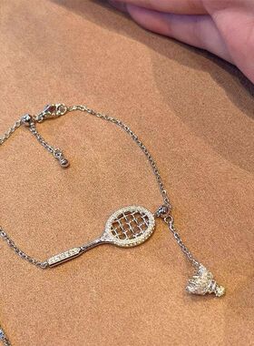 锁骨羽毛球拍小红书独特设计可