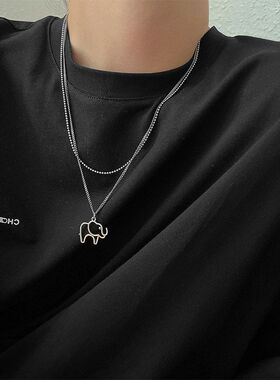 设计感锁骨女简约戴小象复古层叠