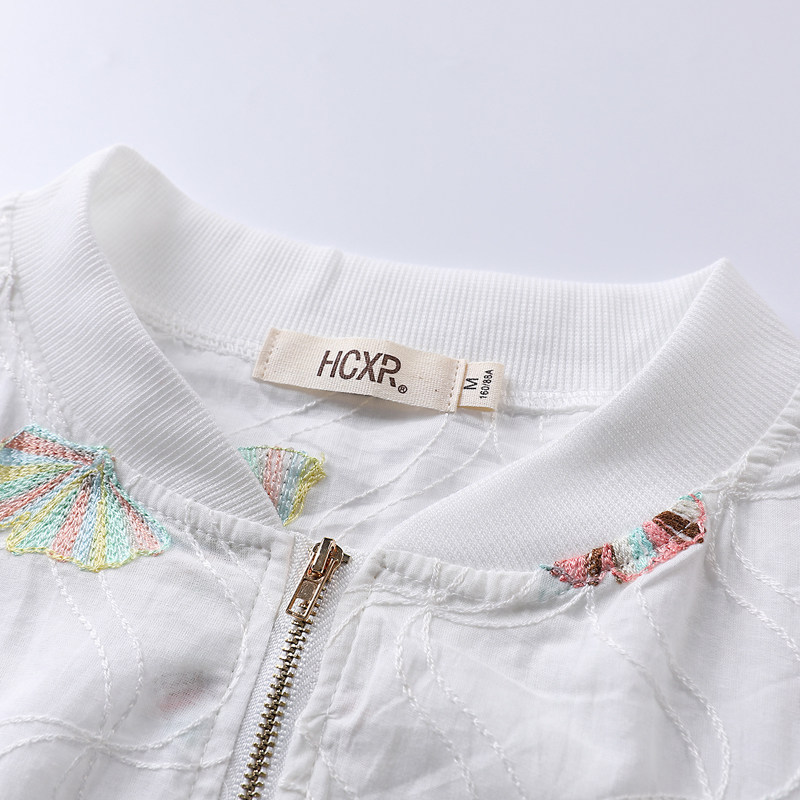 立领短外套女绣花宽松 韩潮袭人短外套