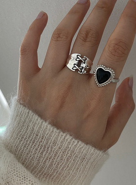 甜酷黑色爱心戒指女复古时尚重工绑带个性S925银开口指环食指戒潮