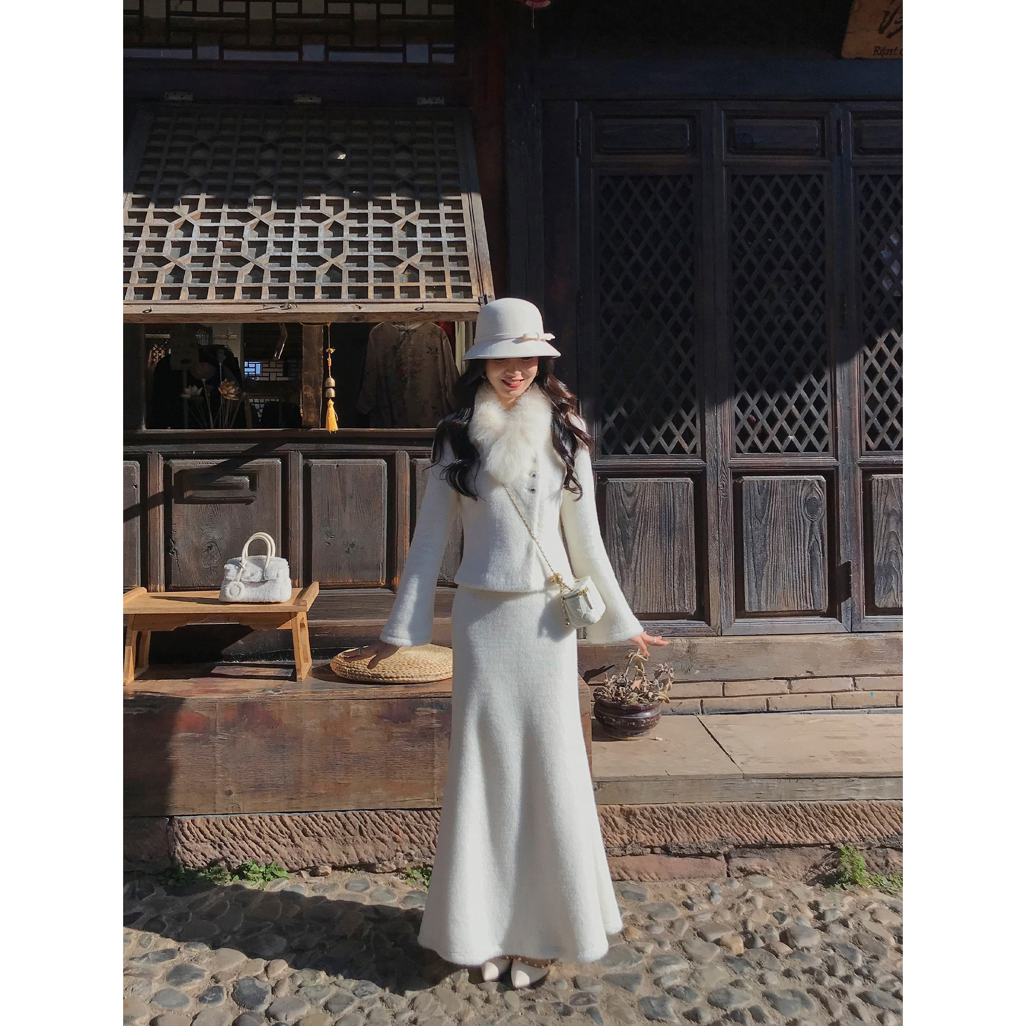 MULVAN 香阀世家 法式斜门襟毛绒短外套女轻奢a字鱼尾半身裙套装,淘宝优惠券,粉丝福利购,淘宝优惠卷