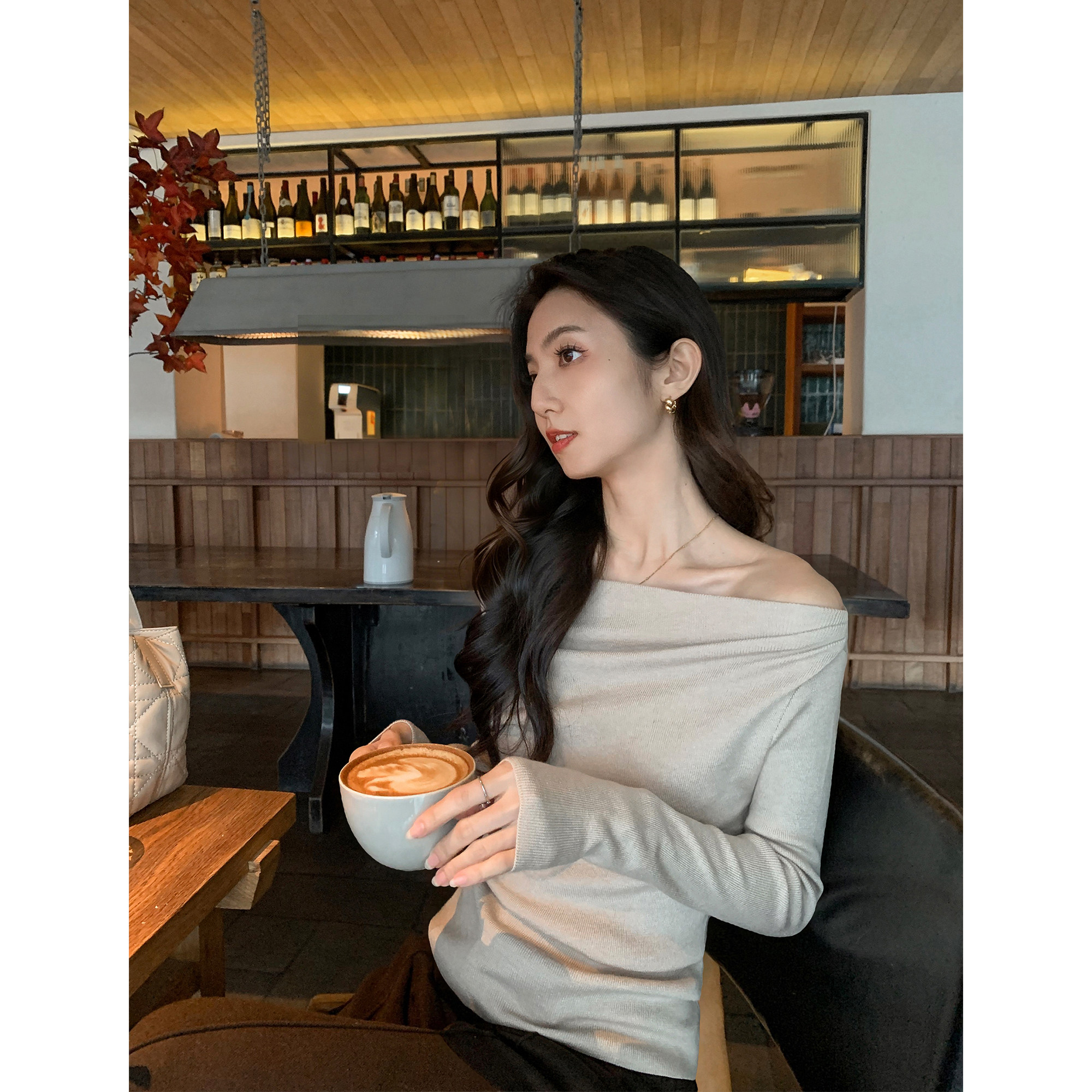 MULVAN 强推 超赞版型 ！一字肩上衣女修身长袖高级感露肩针织衫,淘宝优惠券,粉丝福利购,淘宝优惠卷