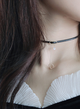 气质高级感字母锁骨链女黑色项圈