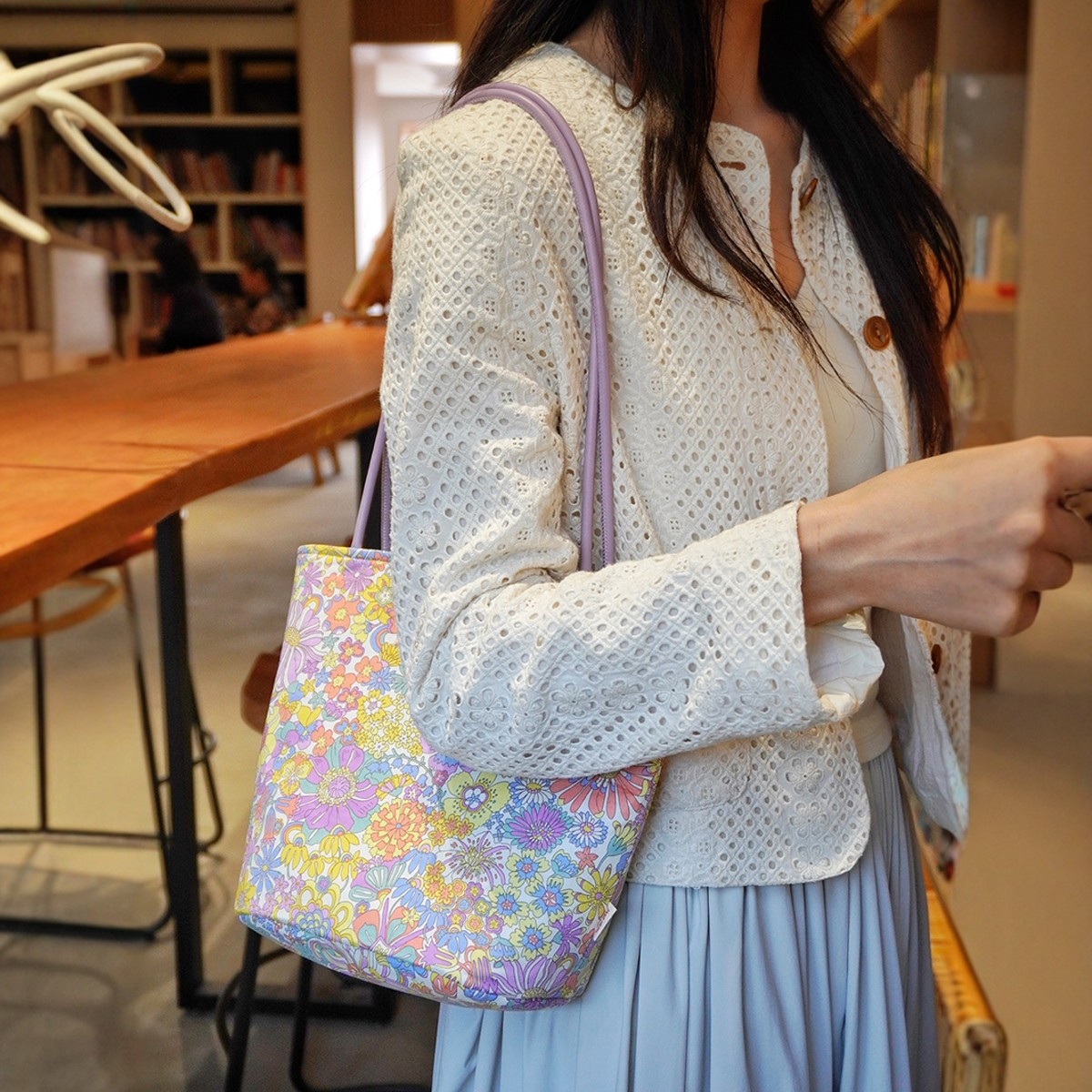 Liberty利伯缇印花水桶包小清新手拎包小众设计师单肩手提腋下包,淘宝优惠券,粉丝福利购,淘宝优惠卷