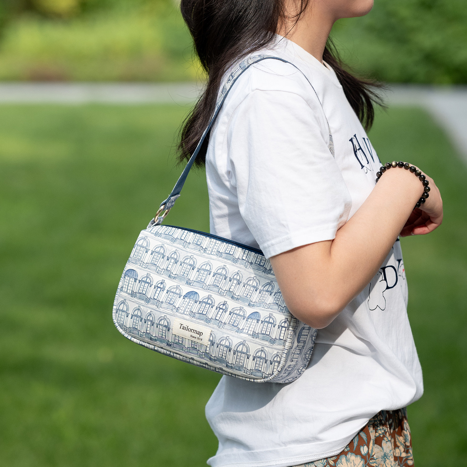 liberty塔纳棉印花枕头包腋下波士顿包高级斜跨大容量单肩斜跨包 - 图2