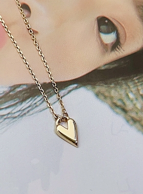 精致小巧的爱心锁骨链情人节礼物