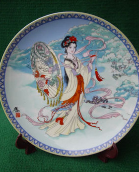 景德镇工艺瓷盘 家喻户晓的中国民间故事【阳伞倩女第2 集 杨姐】