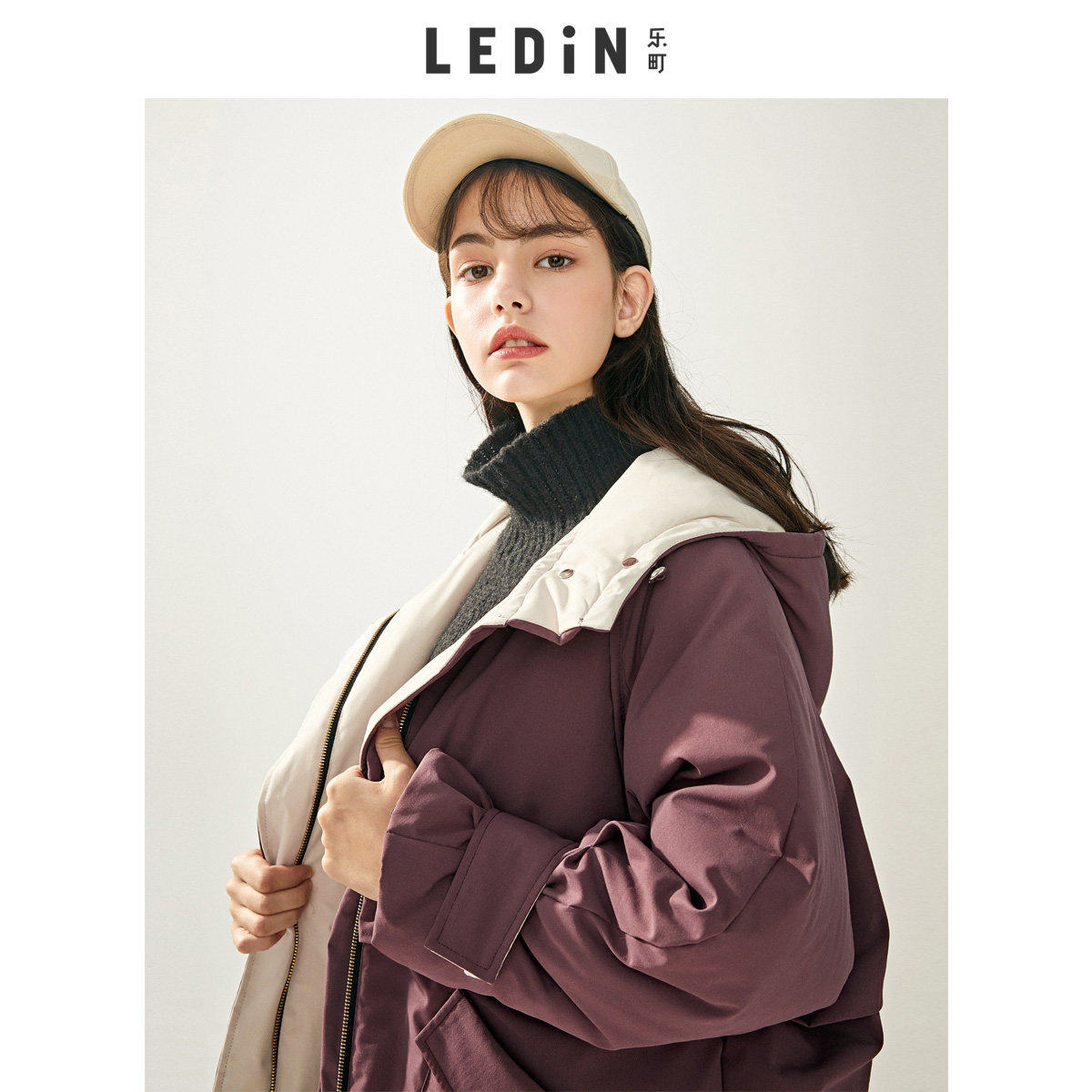 乐町休闲撞色短款连帽2019羽绒服 乐町羽绒服