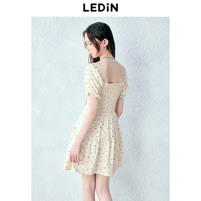 Leting Sweet Square Neck Floral Skirt Summer New Women's Waist Slimming Short Skirt French Sleeve Dress