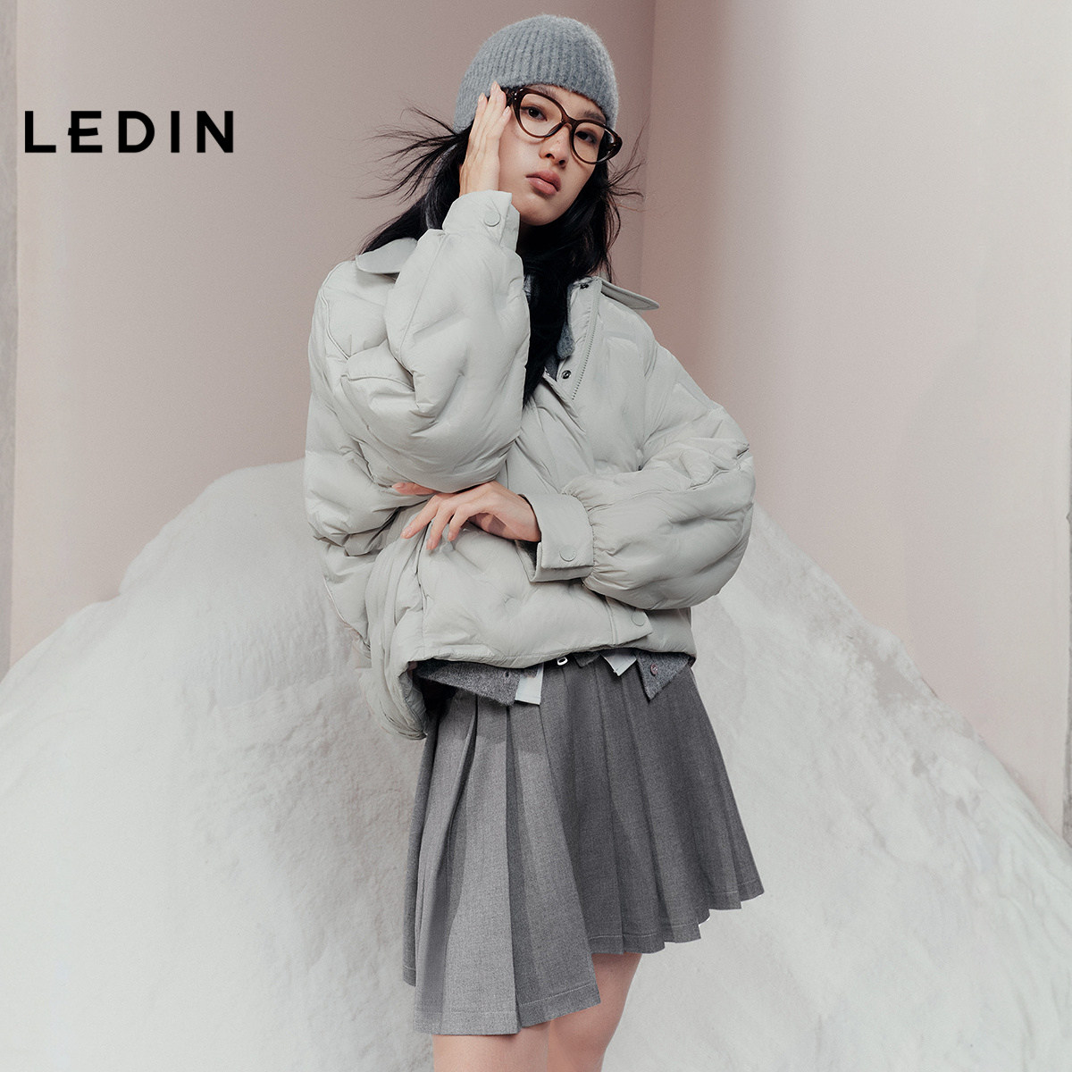 乐町翻领衬衫式轻薄羽绒服女装2025冬季新轻盈保暖短款外套*4,淘宝优惠券,粉丝福利购,淘宝优惠卷