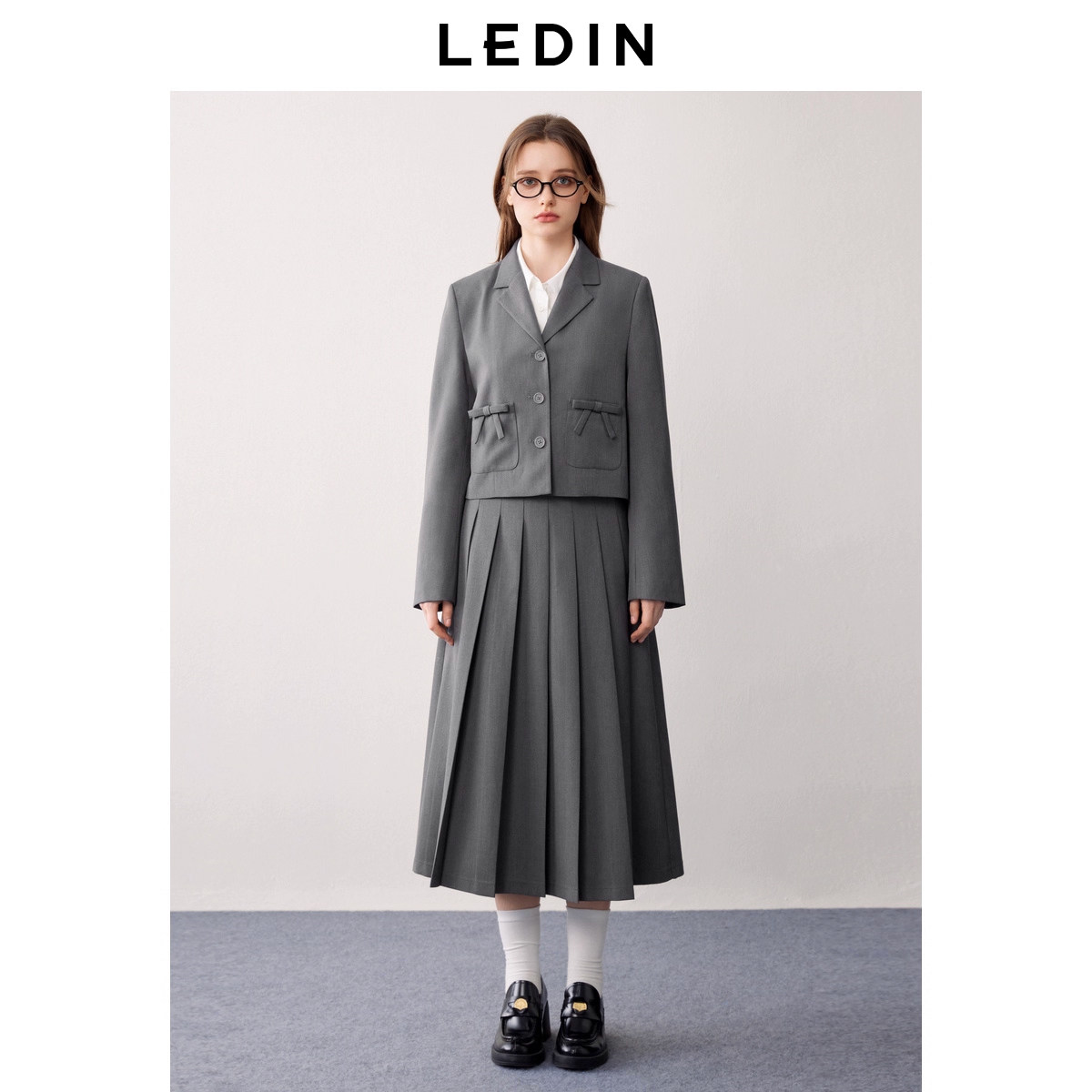 乐町学院风压褶长裙女装秋冬半身裙绣花西装裙JK风格雷系百褶裙