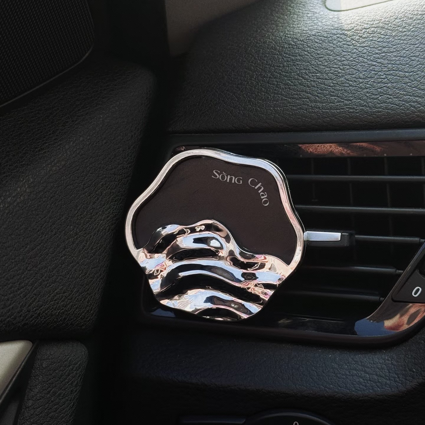 汽车出风口车用香氛除味宋朝听海车载香薰新款定制挂件香水持久,淘宝优惠券,粉丝福利购,淘宝优惠卷