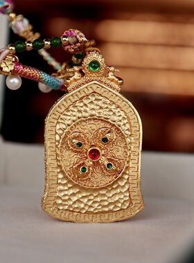 青海热贡手绘唐卡扎基拉