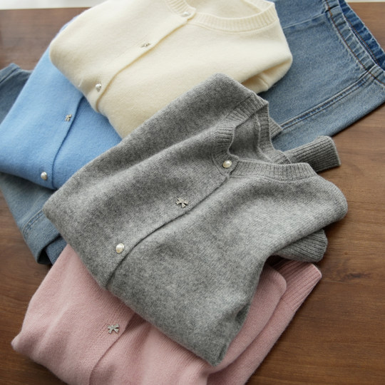 Women's round neck bow button cardigan knitted sweater