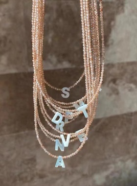 小众欧美度假串珠浪漫叠戴彩色锆石天然贝壳字母项链锁骨链定制