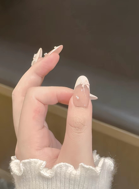 2026新款穿戴甲美甲系白月光法式蝴蝶结冰花高级感显白指甲贴片