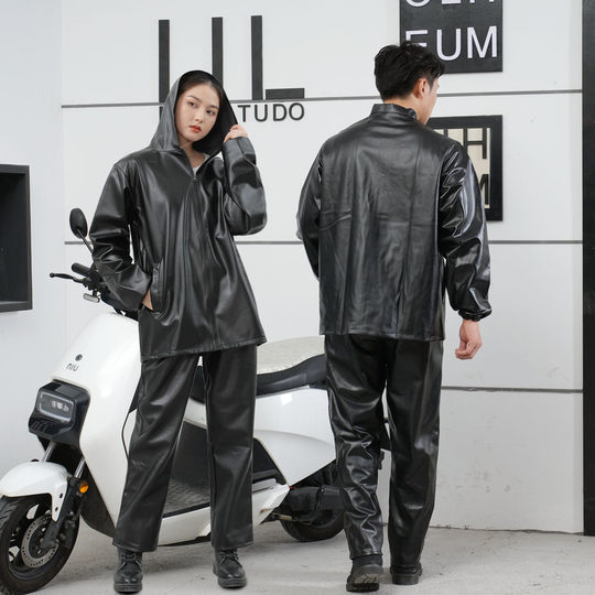 Waterproof and oil-proof middle-aged and elderly loose leather jacket set labor insurance