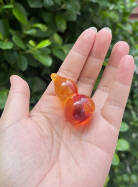 天然琥珀葫芦吊坠挂件男女款