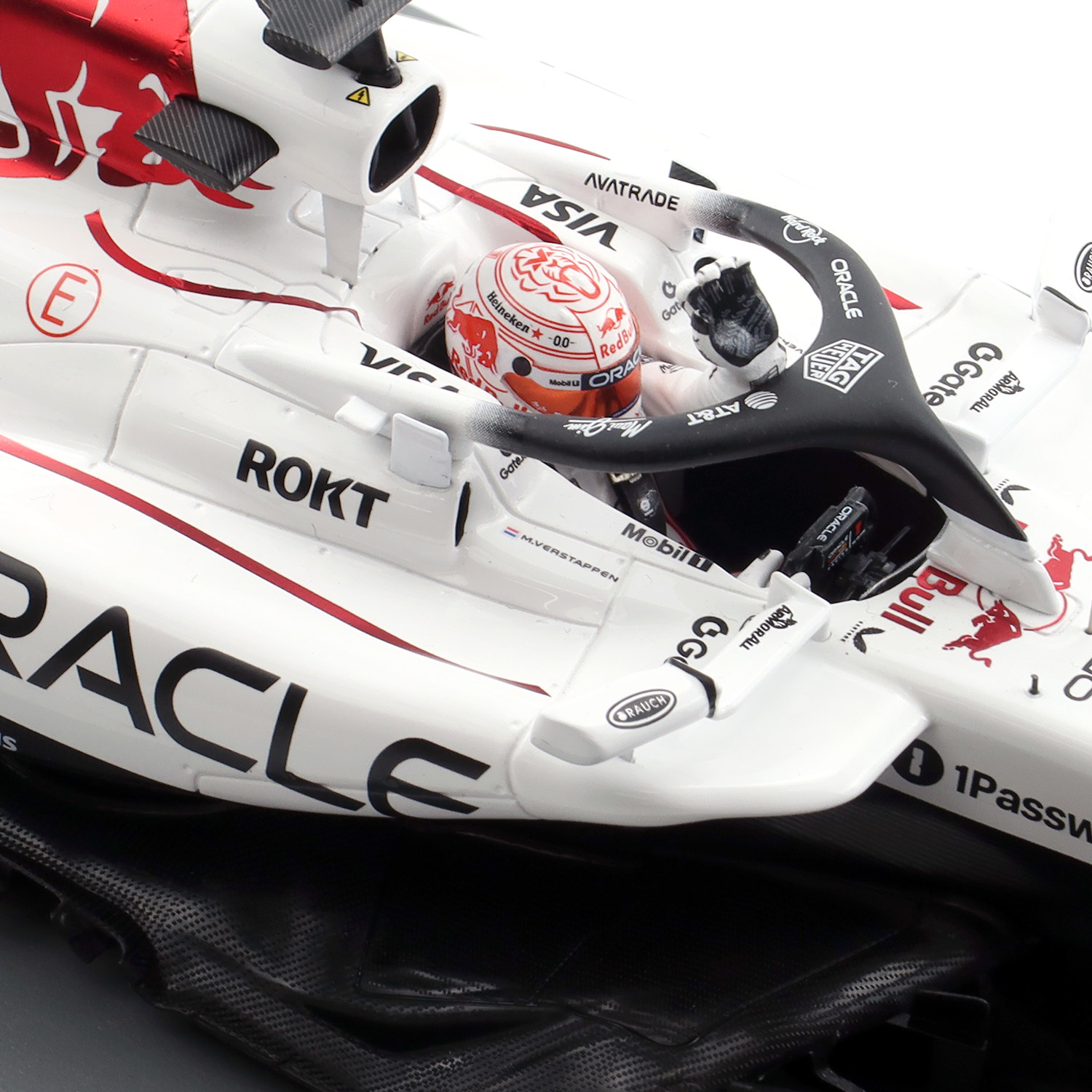 F1赛车模型摆件1:18spark红牛维斯塔潘2025年RB21 日本站 白牛1st,淘宝优惠券,粉丝福利购,淘宝优惠卷