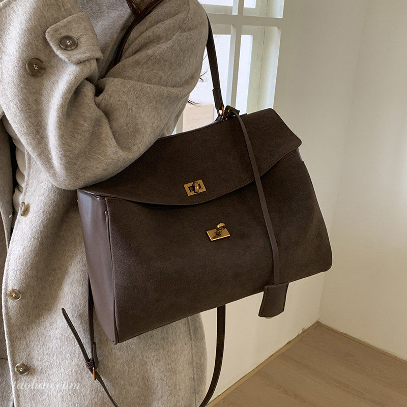 时尚通勤复古磨砂包包女2025新款大容量单肩腋下包斜挎手提托特包,淘宝优惠券,粉丝福利购,淘宝优惠卷