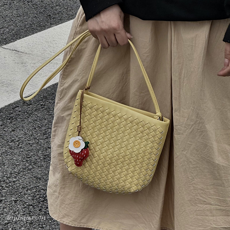 Summer niche woven bucket bag for women crossbody handbag