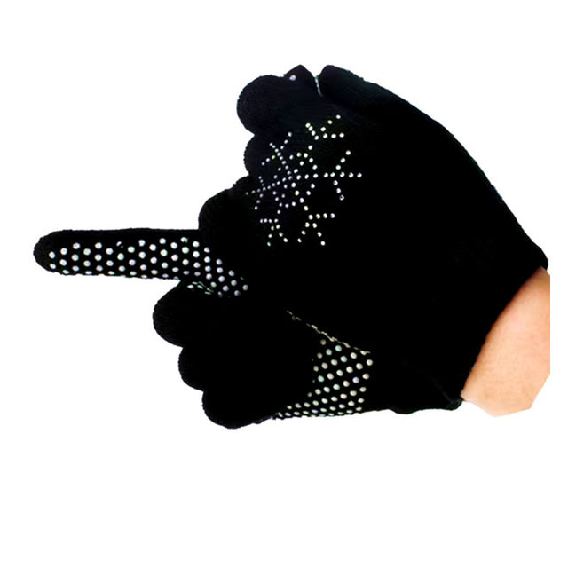 Figure skating gloves are non-slip, warm, high elastic and anti-ice slag