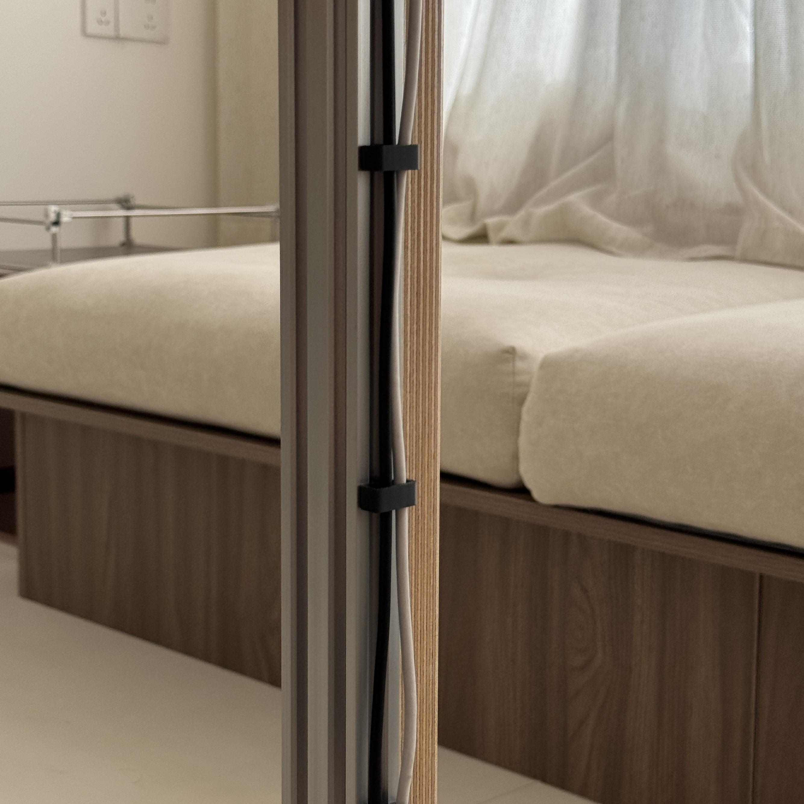 203040铝型材理线夹鱼缸架走线排线插座电源线固定卡扣穿线固定器 - 图0