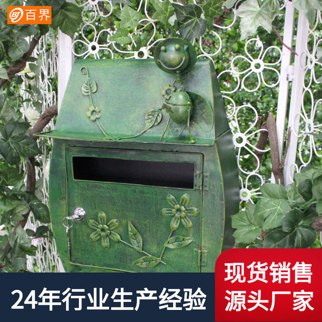 Customized iron mailbox metal wall-mounted letter box retro handmade creative mailbox home gardening crafts