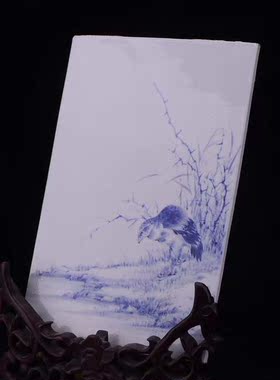 建国初期竹溪道人王步绘青花英雄独立小鹰纹瓷板画