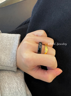 女树脂混搭岩石纹戒指