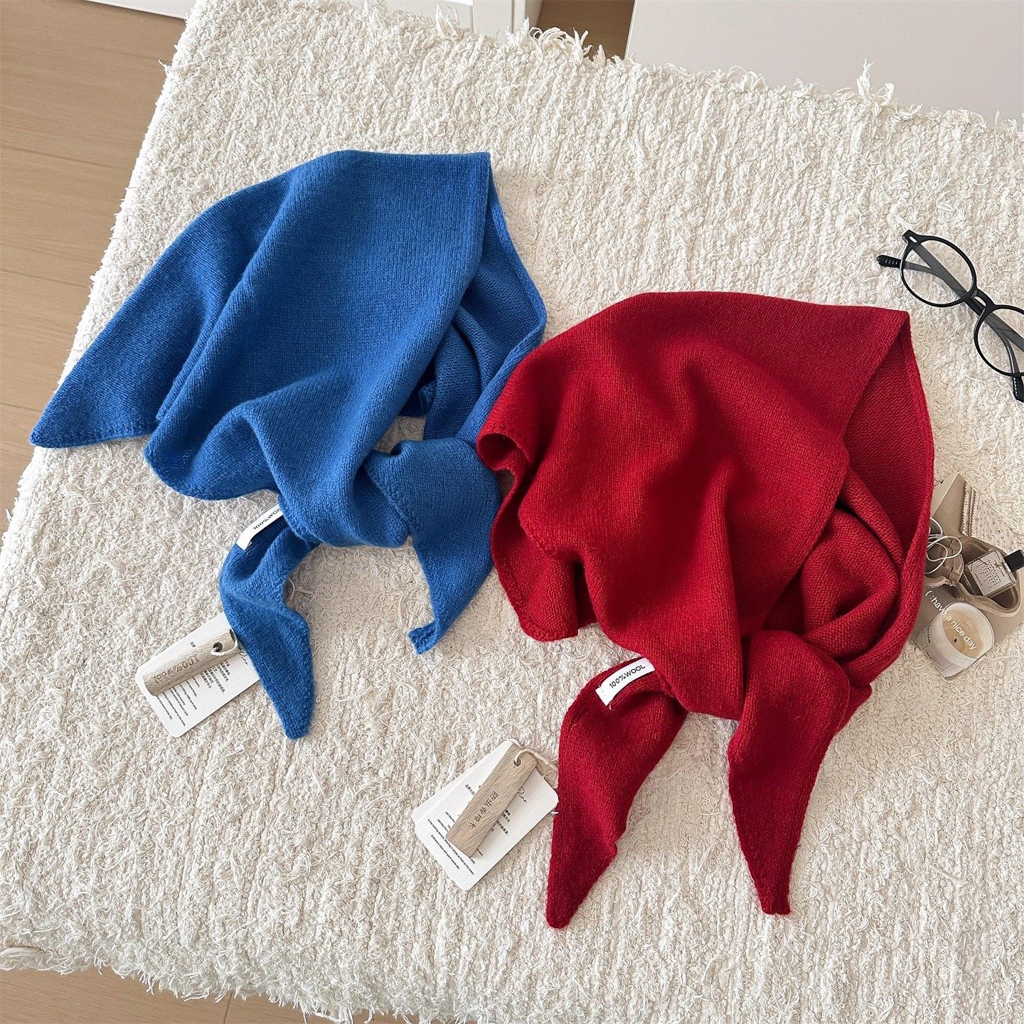 出口日本100%WOOL全羊毛针织三角巾秋冬纯色百搭披肩坎肩保暖护肩,淘宝优惠券,粉丝福利购,淘宝优惠卷