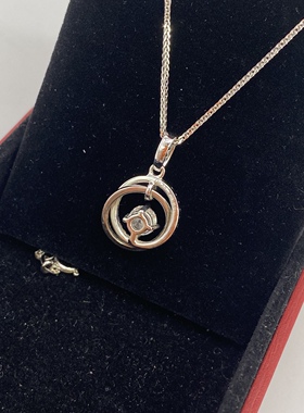 杭州米兰坊名牌寄售店 英皇0.44克拉 色泽D 净度VS2 双环钻石项链