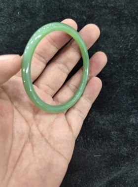 和田碧玉手镯冰底晴水绿中细条手镯无裂无纹60圈口