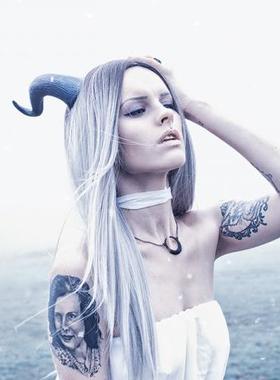 THEROGUE+WOLF黑色新月牙项链