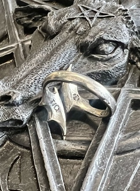 英国歌德之夜蝙蝠羽翼开口戒指