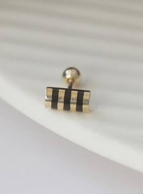 14K/10K金黑色拼色字母耳钉