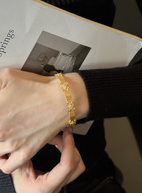 2025新款足金999点钻鸢尾花手镯古法版女版时尚镯子水贝黄金送礼