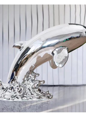 创意鲸鱼浪花雕塑摆件现代轻奢软装饰品酒店售楼处落地装置艺术品