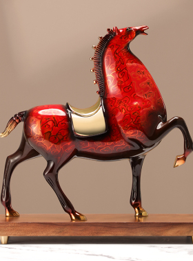 中式马到成功办公室摆件