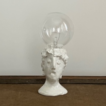 The Japanese writer Birbira Hunter Light table lamp for the Japanese