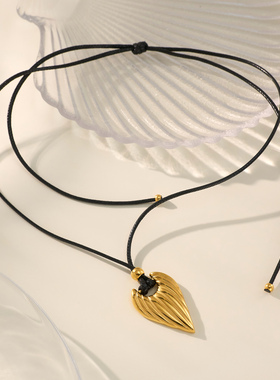 【DASEIN】2024冬季圣诞节礼物超显瘦长款皮绳毛衣链柳叶款式项链