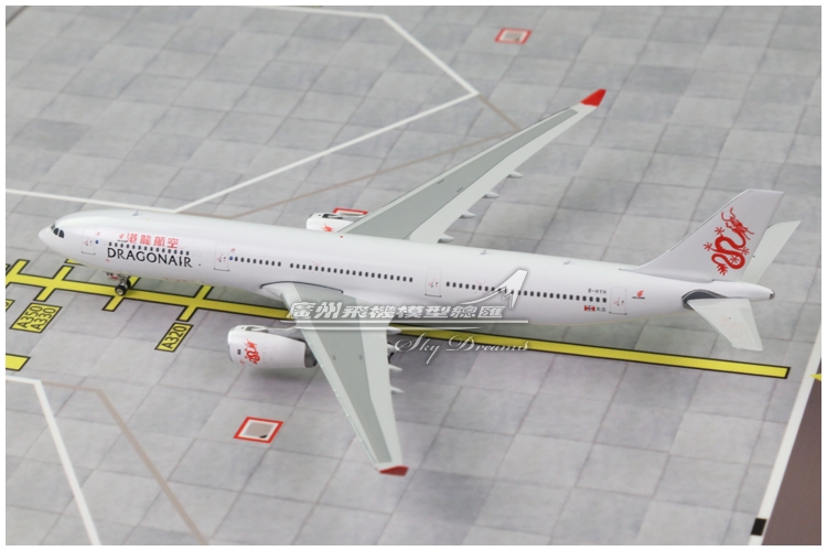 Phoenix 04352 港龙航空 A330-300 B-HYH 1:400 仿真飞机模型 - 图3